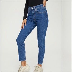 Levi’s 501 Skinny Jeans Dark Wash 28